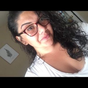 Meet your Posher, Sarka